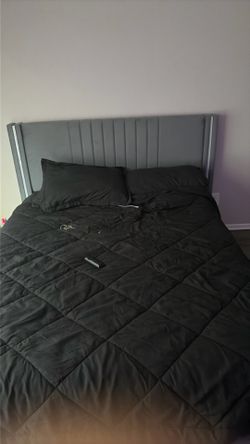 Queen size bed & matress