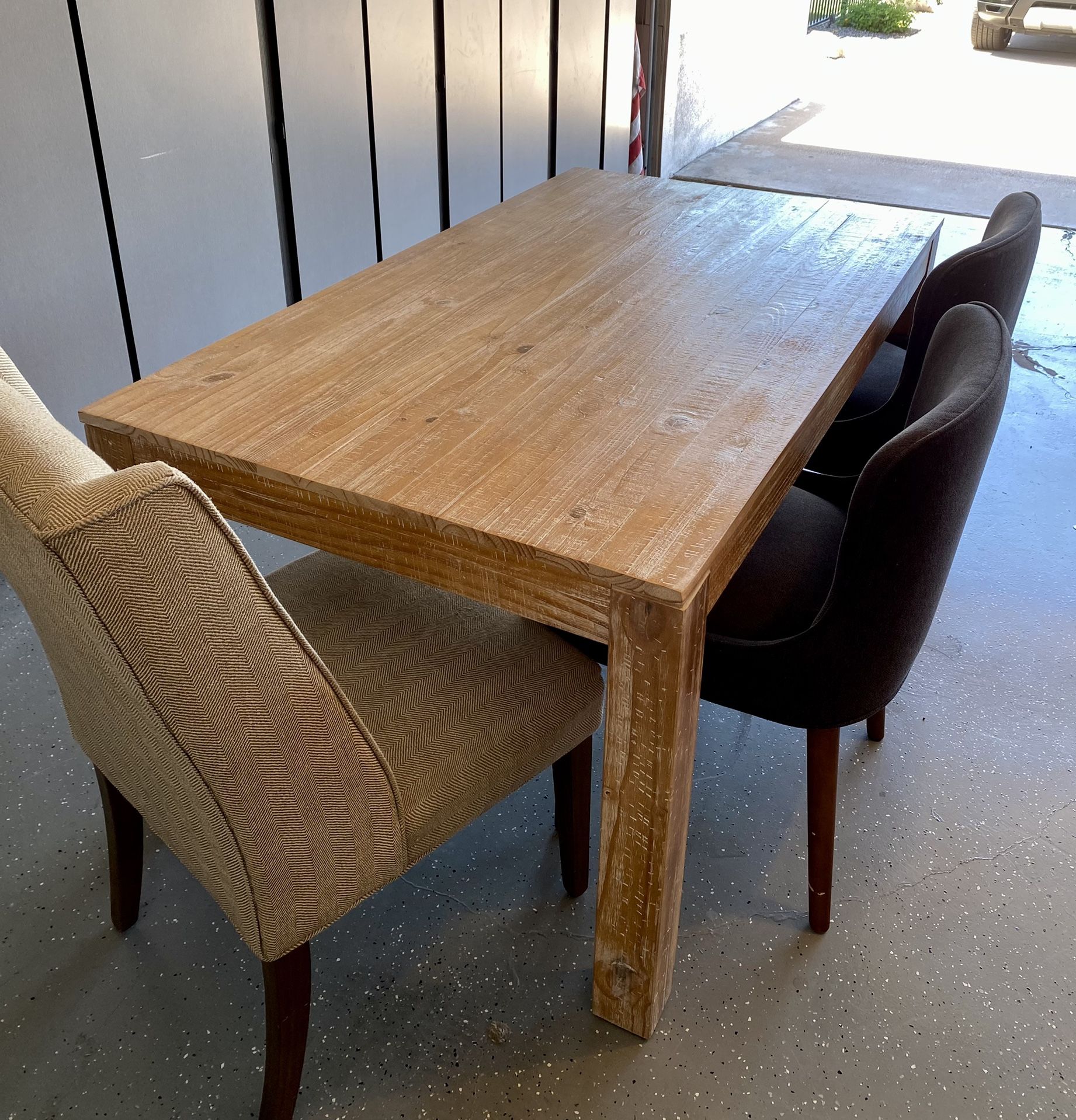 Light Wood Dining Table  (Send An Offer)