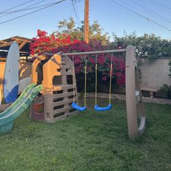 Kids Swing Set! Works Great! Kids Too Big