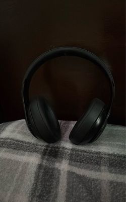 Beats Studio 3 Over-Ear Wireless Headphones Matte Black