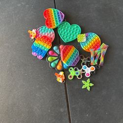 Fidgets & Poppers