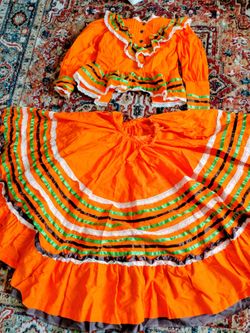 Mexican folklore dress