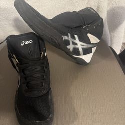Mens Black ASICS Wrestling Shoes