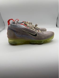 Nike women air vapor max size 6.5