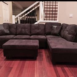 Brown Microfiber Sectional Couch And Ottoman