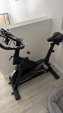 Hield Indoor cycling/spinning exercise bike