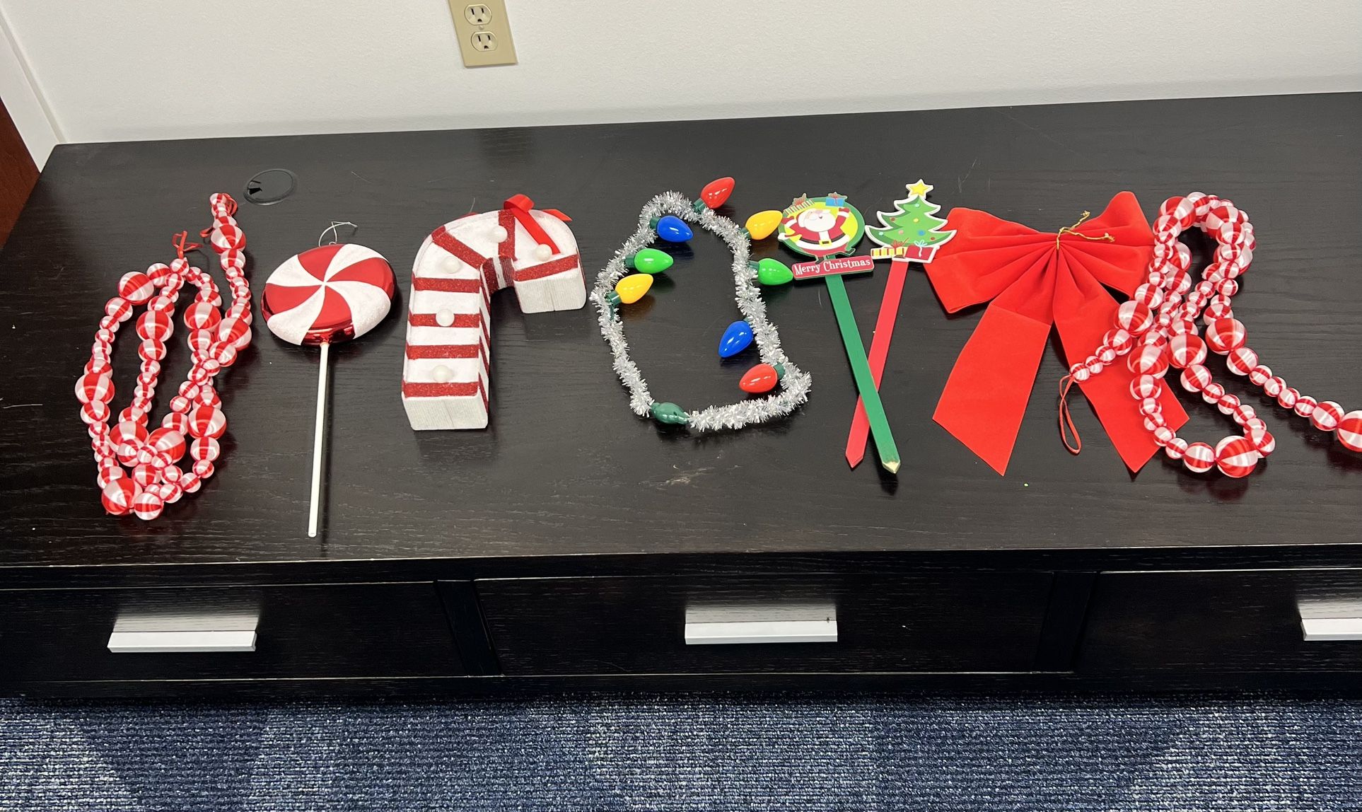 Christmas Holiday Decor Bundle – Peppermint, Candy Cane & Lights Theme