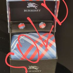 Tie, Cufflinks, And Pocket Square Set