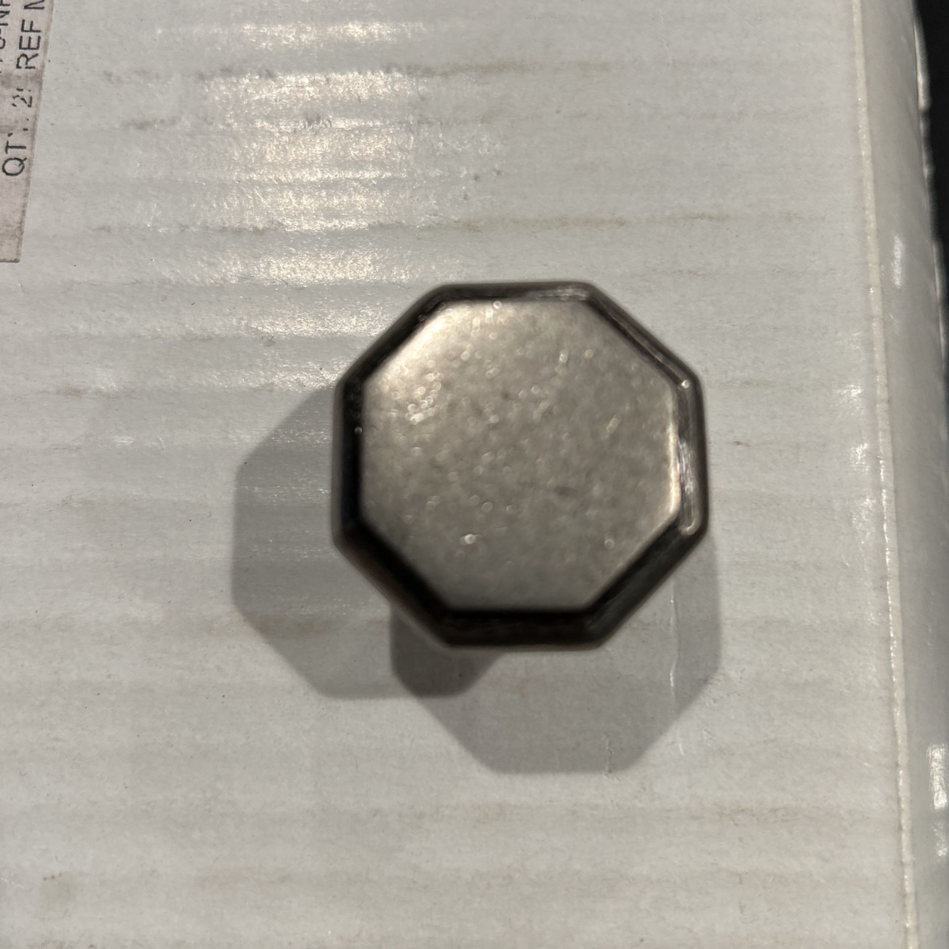 Cabinet Knobs 