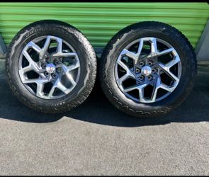 BRAND NEW CHEVY SILVERADO WHEELS WITH NEW BRIDGESTONE DUELER AT TIRES 275/60R20