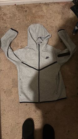 Grey Nike tech Size Small
