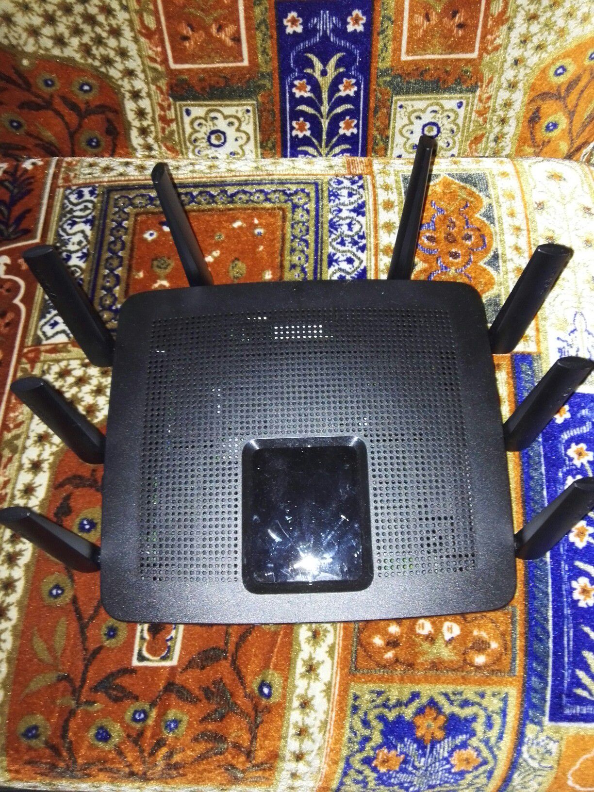 Linksys tri band router