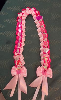 Collares de graduaciòn 2026