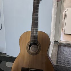 Sunlite Classical Guitar With Cover