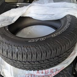 Yokohama A/T G015 Used 225 65r17