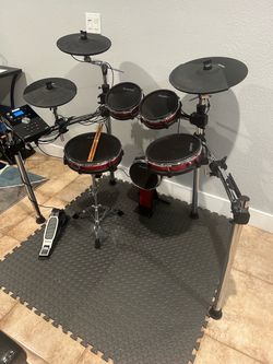 Alesis Crimson Mesh Electronic Drum Kit + Vic Firth Headphones + Bass Drum Pedal