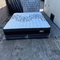 King size Mattress Pillow Top New