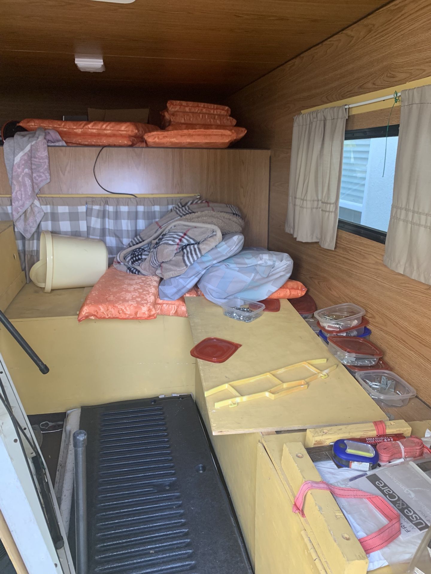 Camper