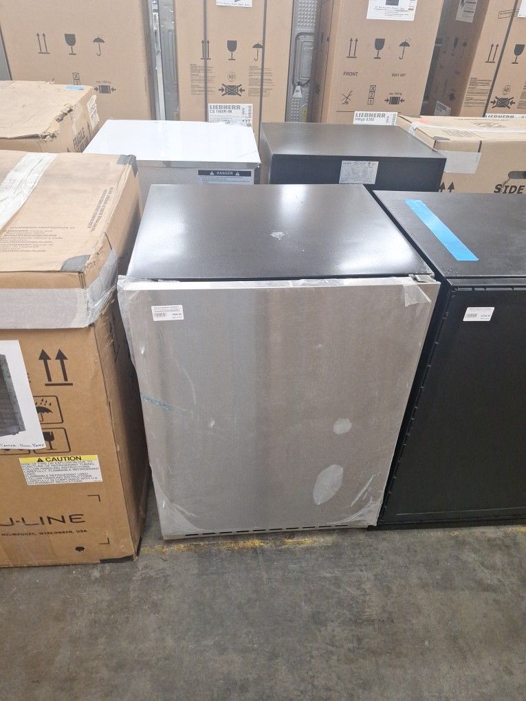 Azure 24 Inch Compact Refrigerator