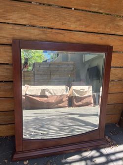 Dresser mirror