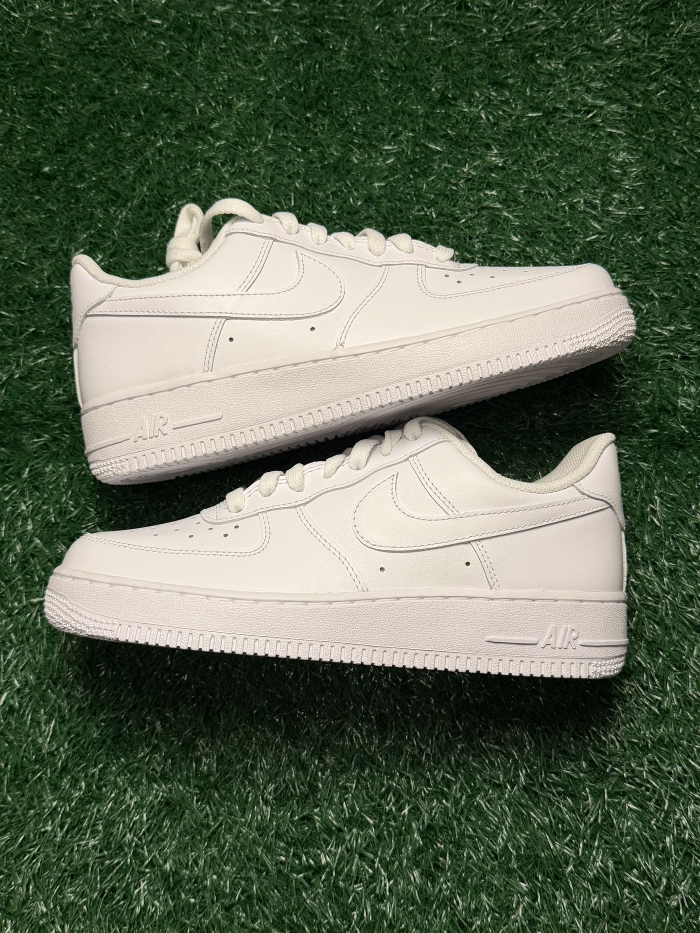 Nike Air Force 1 Size 8.5 Women (new)
