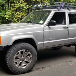 2000 Jeep Cherokee