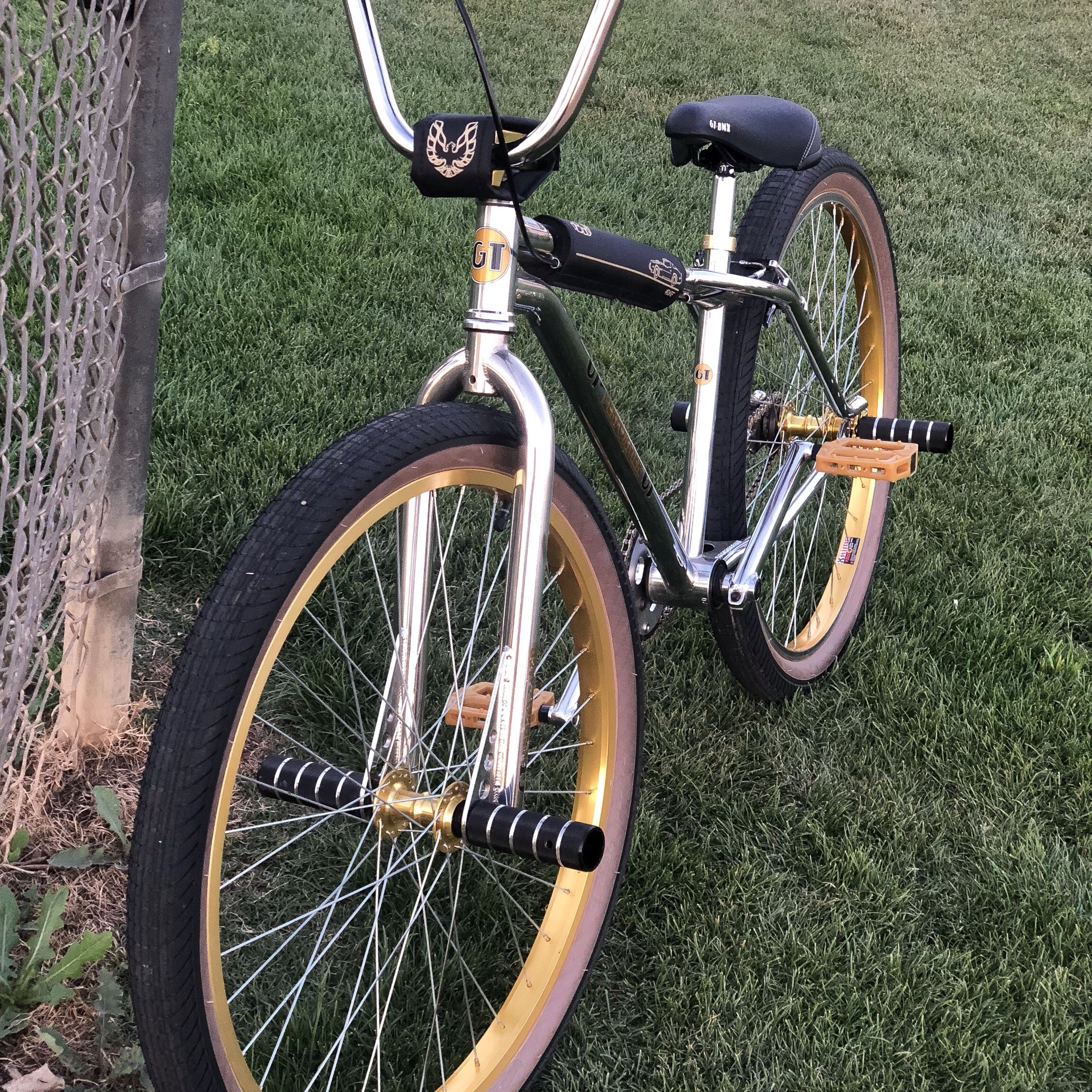 2012 CHROME GOLD 26 GT PRO PERFORMER RARE BMX TRANS AM BIKE BICYCLE for Sale in Montclair CA OfferUp