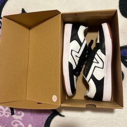 Brand New Vans lowlands 