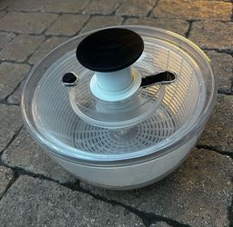 OXO Good Grips Salad Spinner 4.0