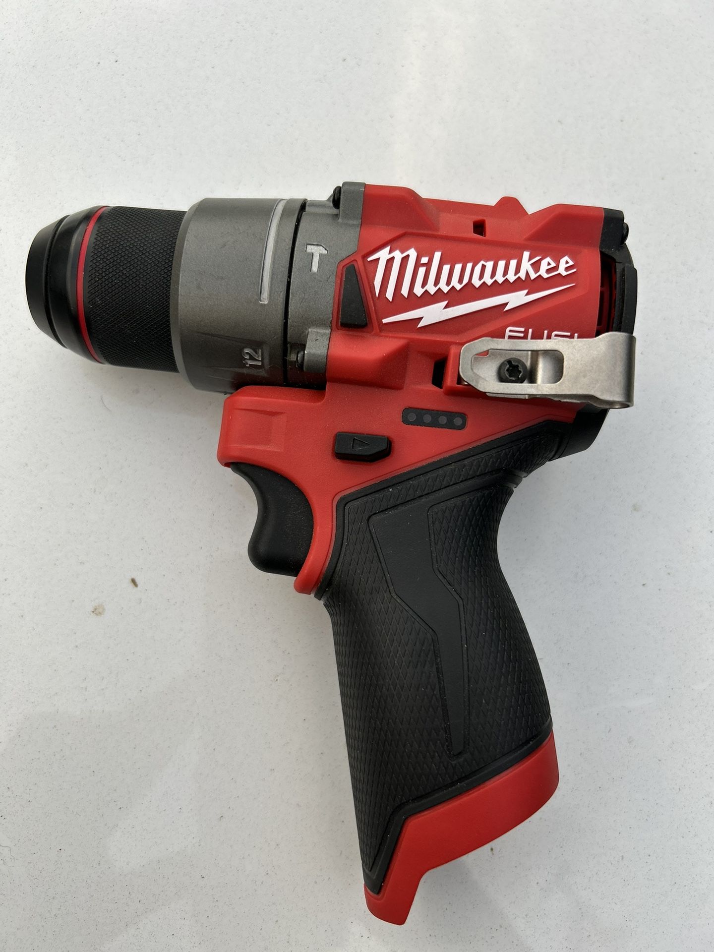 Milwaukee Fuel M12 Hammer Drill