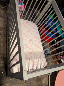 Mini crib