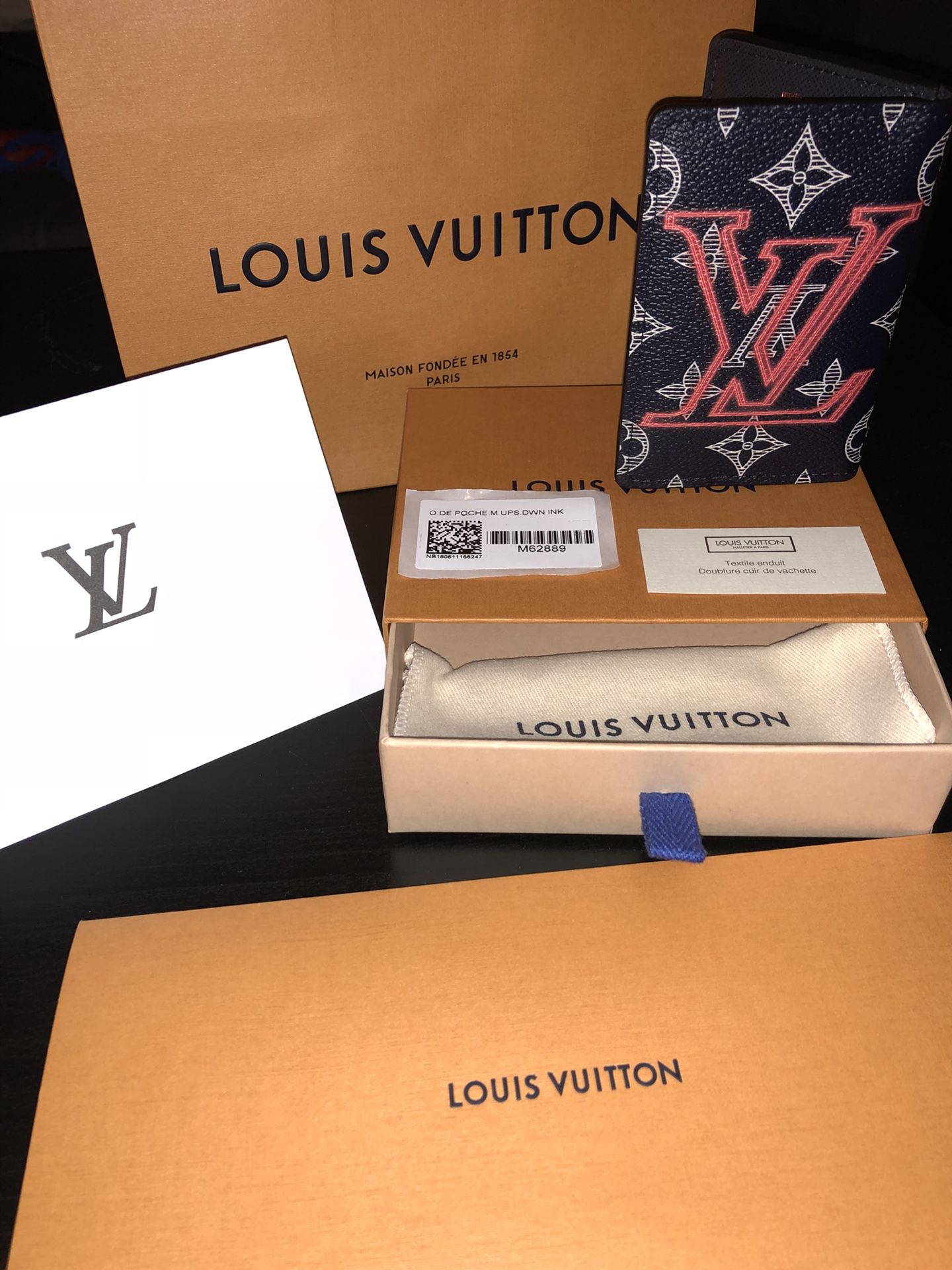 Louis Vuitton Upside Down Pocket Organizer for Sale in Glendale, CA -  OfferUp