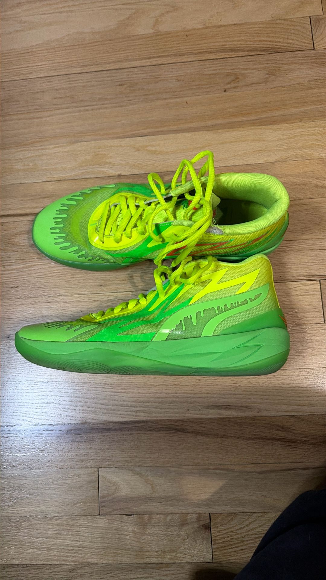 Melo Mb.02 Slime
