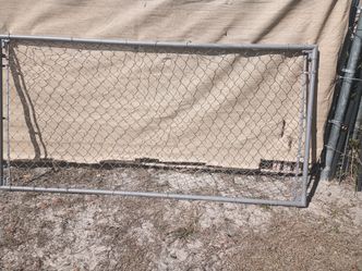 Piece of fence used (86inx43in) 1 square