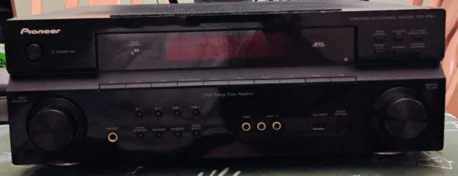 Pioneer Surround Sound Amplifier VSX818V