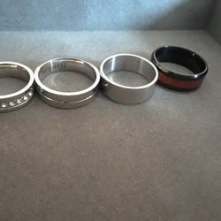 4 Stainless Steel Rings.New 