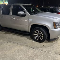 2010 Chevrolet Suburban