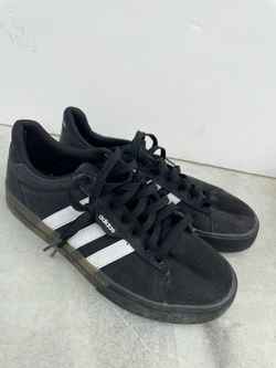 Men's running shoes