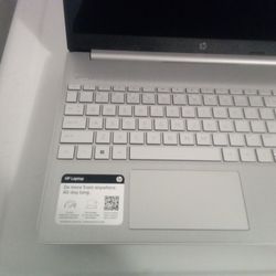 Used HP Laptop Core I3 11th Generation Thinning Light Edge Touch Screen