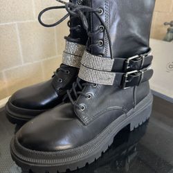 New!!! Forever 21 Combo Boots Size 5.5