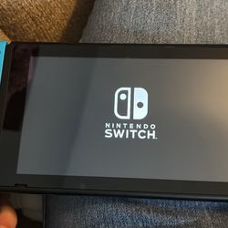 Nintendo Switch 
