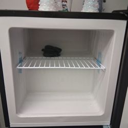 small freezer 