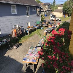 Hunting And Fishing Gear: Garage Sale