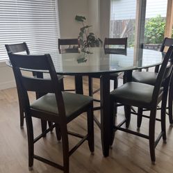 Dining Room Table 