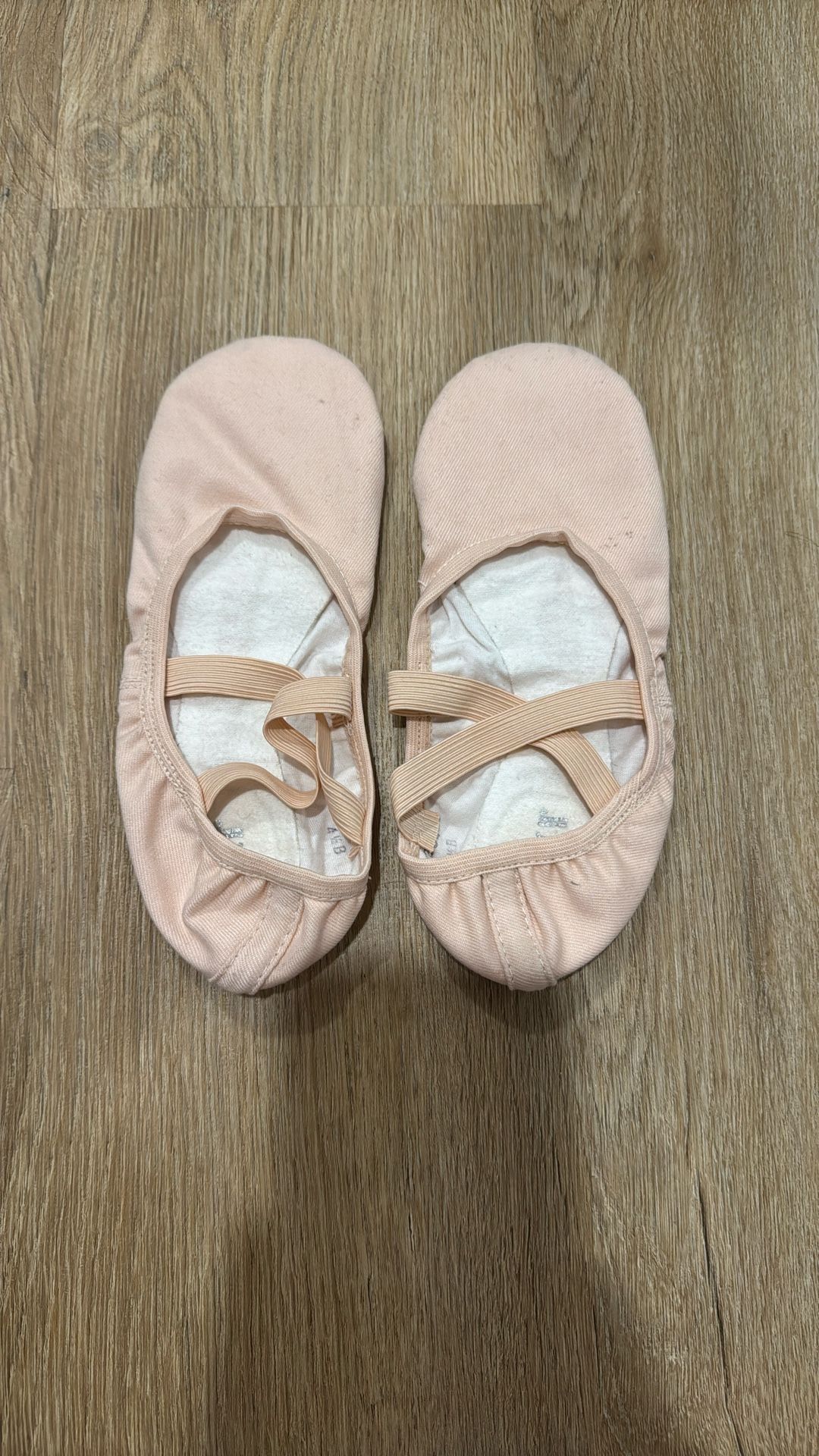 New - Bloch Ballet Shoes - 4.5B