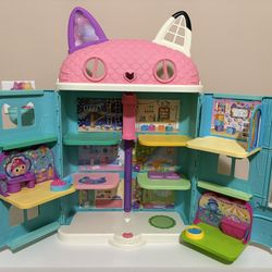 Gabby’s Dollhouse 