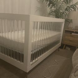 Crib with dresser