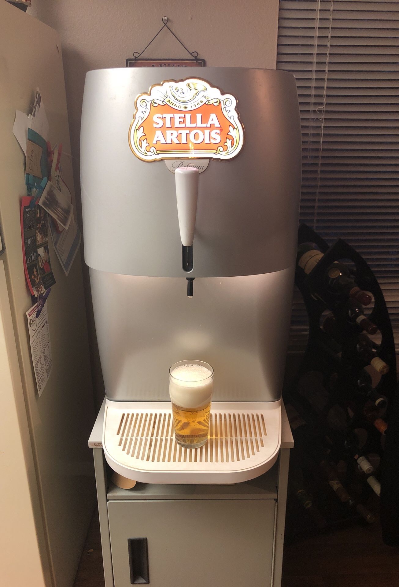 Beer kegerator STELLA ARTOIS for Sale in Las Vegas, NV OfferUp