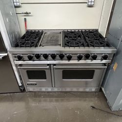 VIKING PROFESSIONAL STOVE 48”