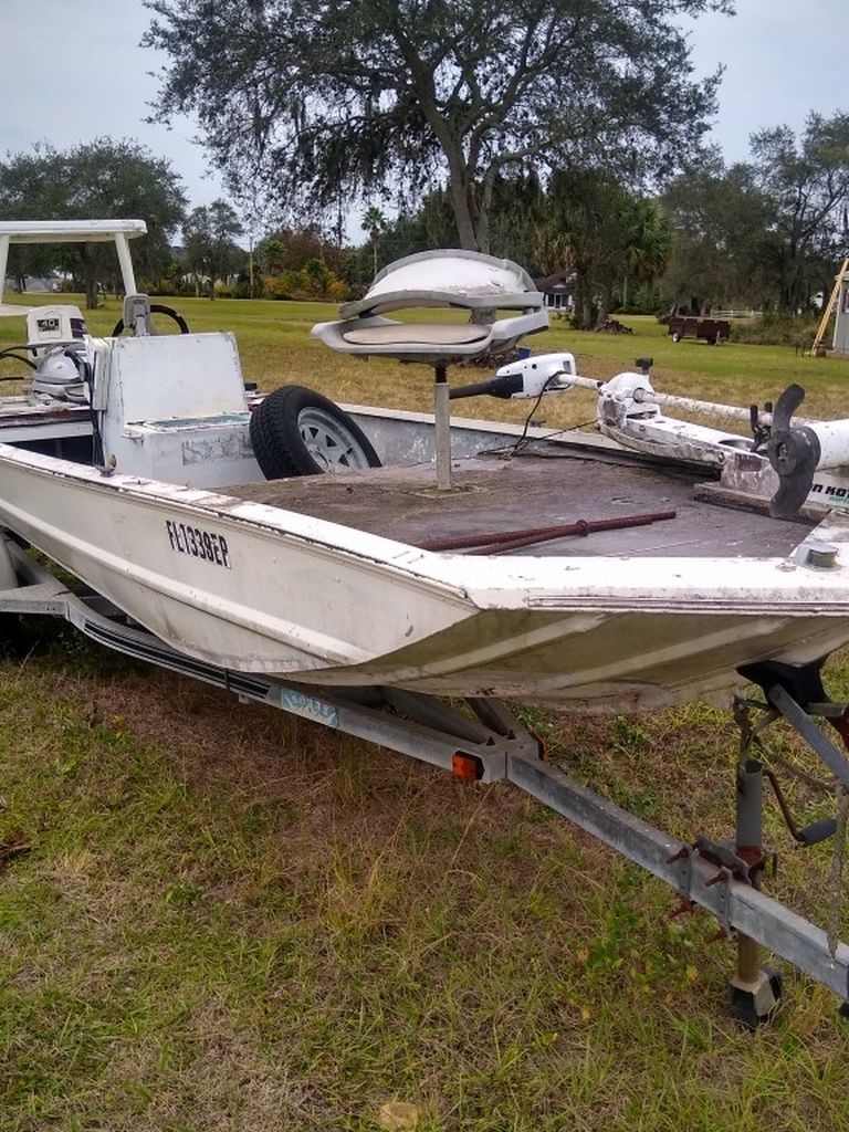 16" Flat Aluminum Boat 40hp Johnson